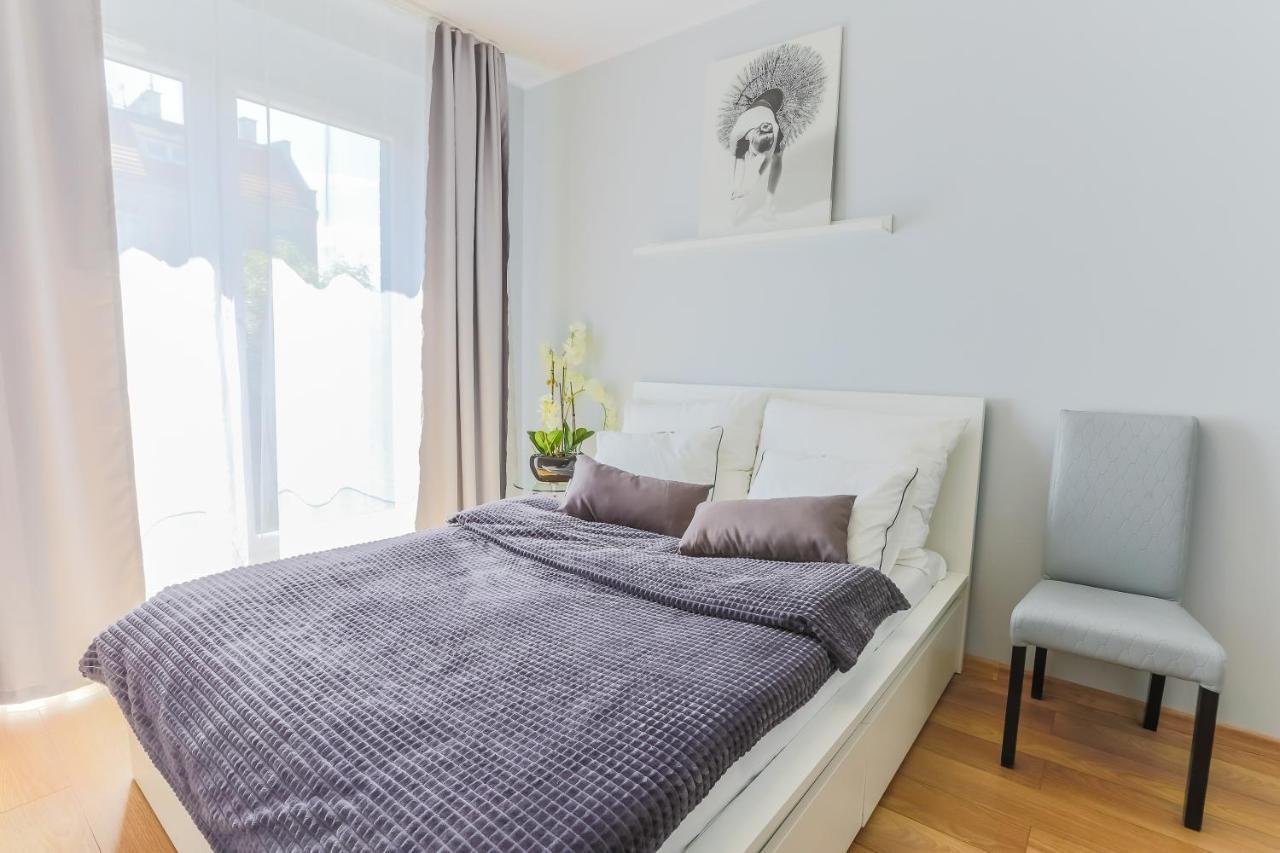 Coin Apartamenty Вроцлав Екстер'єр фото