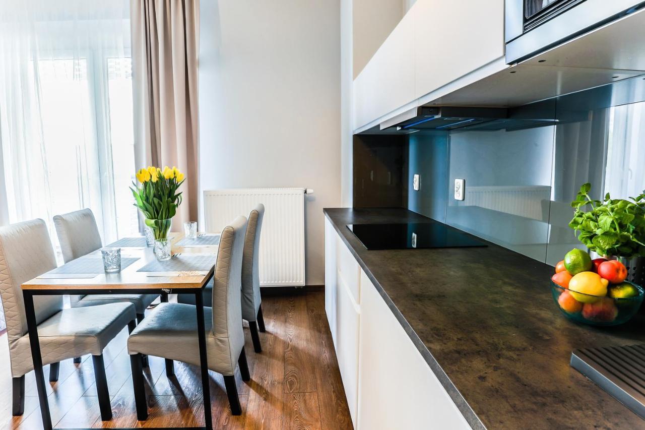 Coin Apartamenty Вроцлав Екстер'єр фото