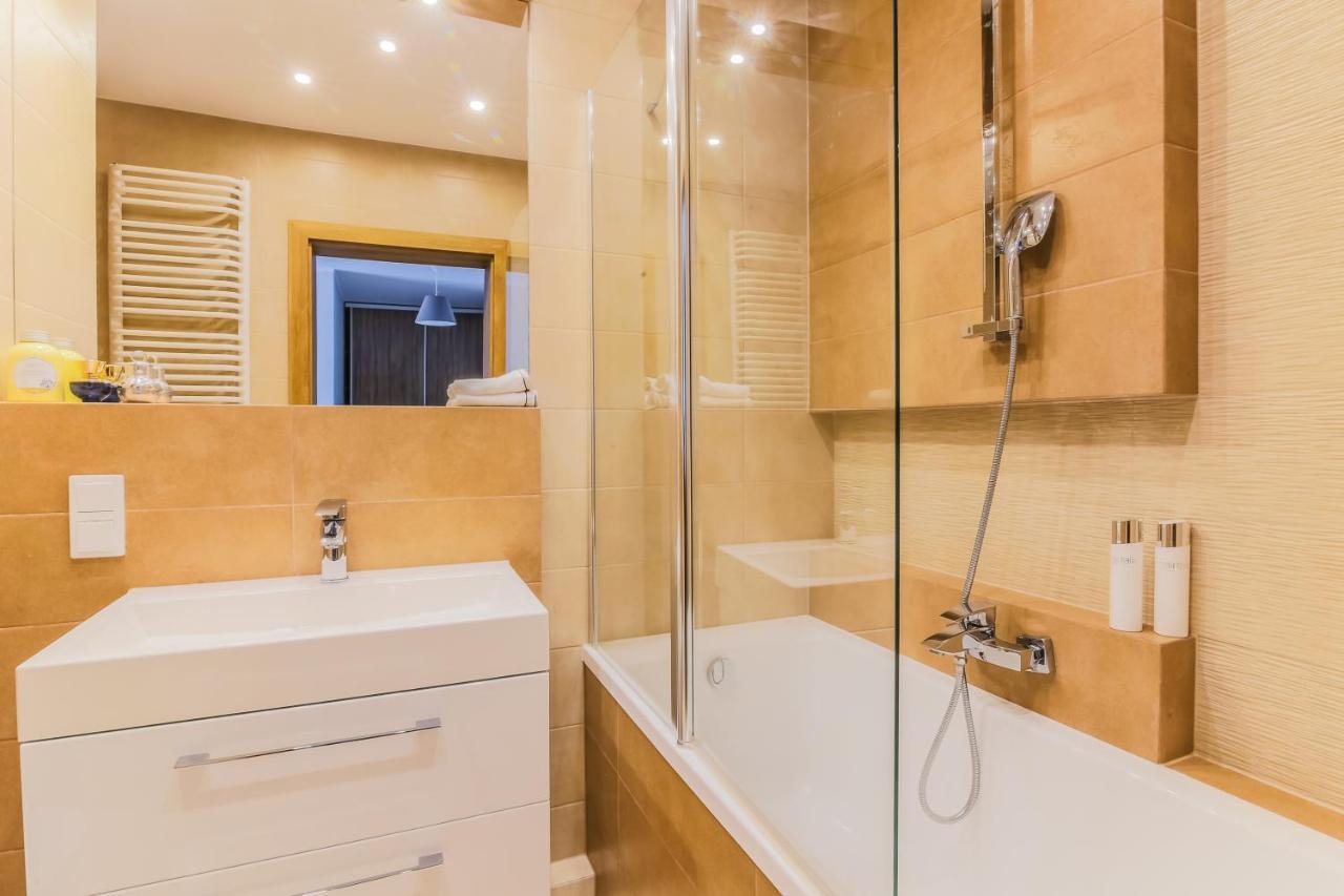 Coin Apartamenty Вроцлав Екстер'єр фото